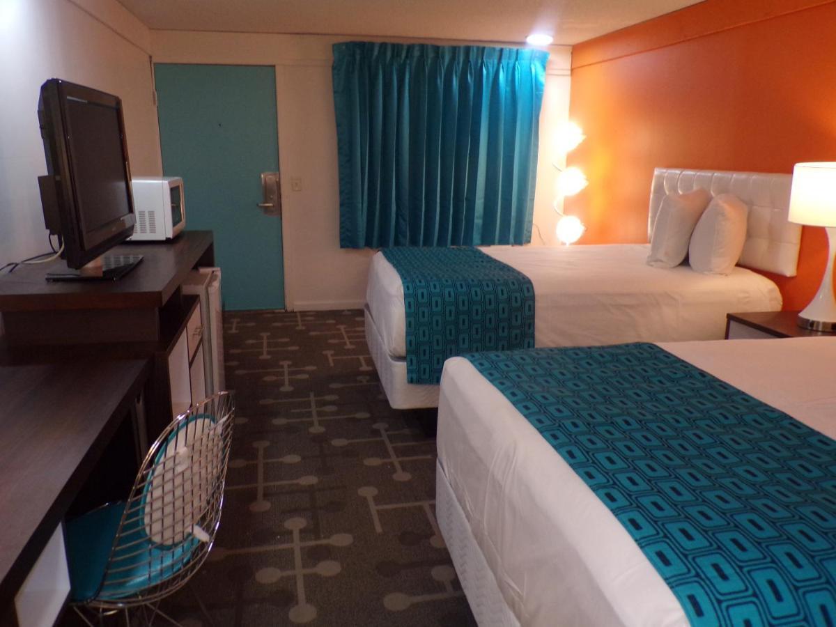 Dover Inn And Suites 外观 照片